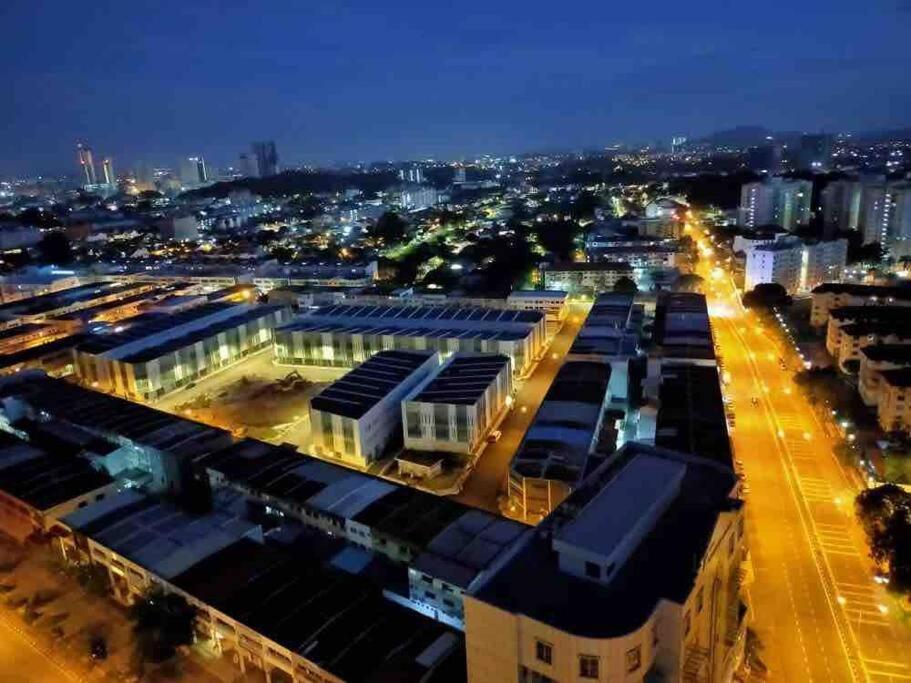 Homestay Shah Rizki At Imperio With Swimming Pool Muslim Friendly Malacca Exterior foto